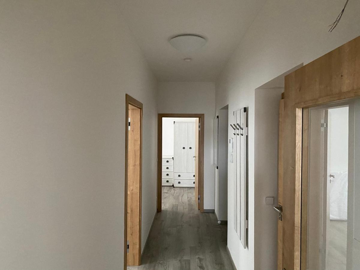 Klicperovo 3Kk Lägenhet Hradec Králové Exteriör bild