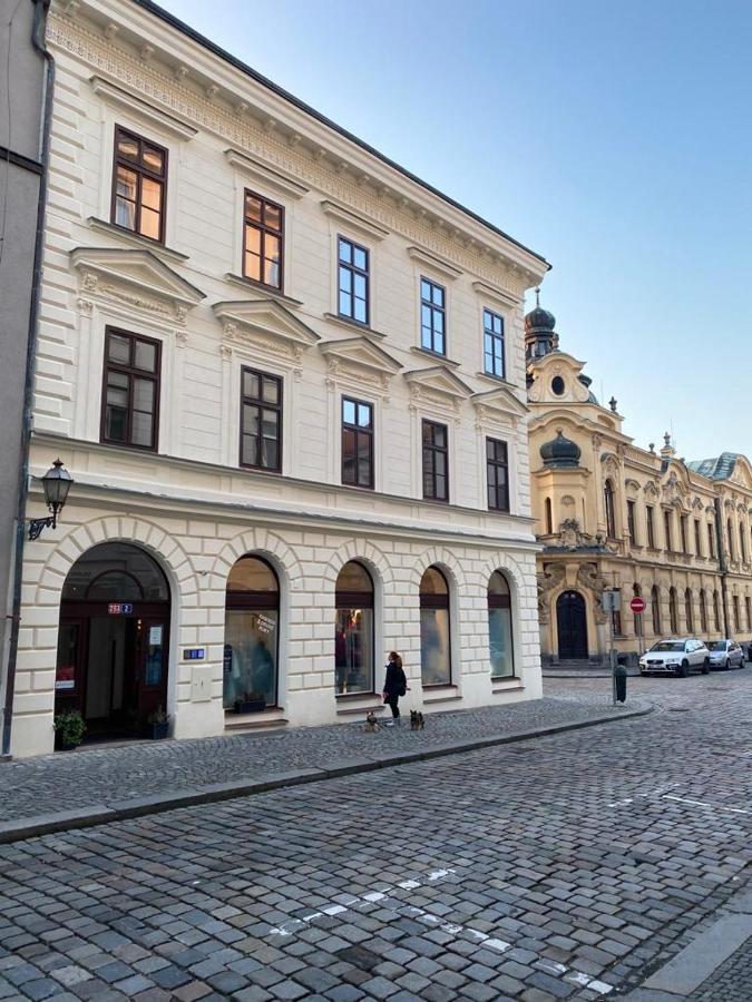 Klicperovo 3Kk Lägenhet Hradec Králové Exteriör bild